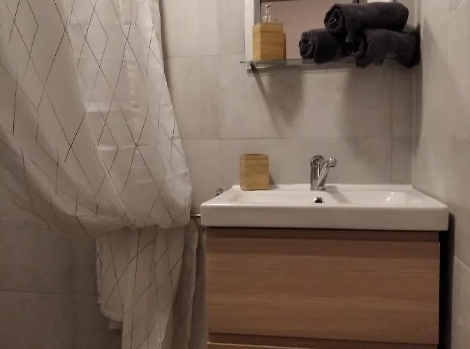 Diving krevet i doručak Tisno